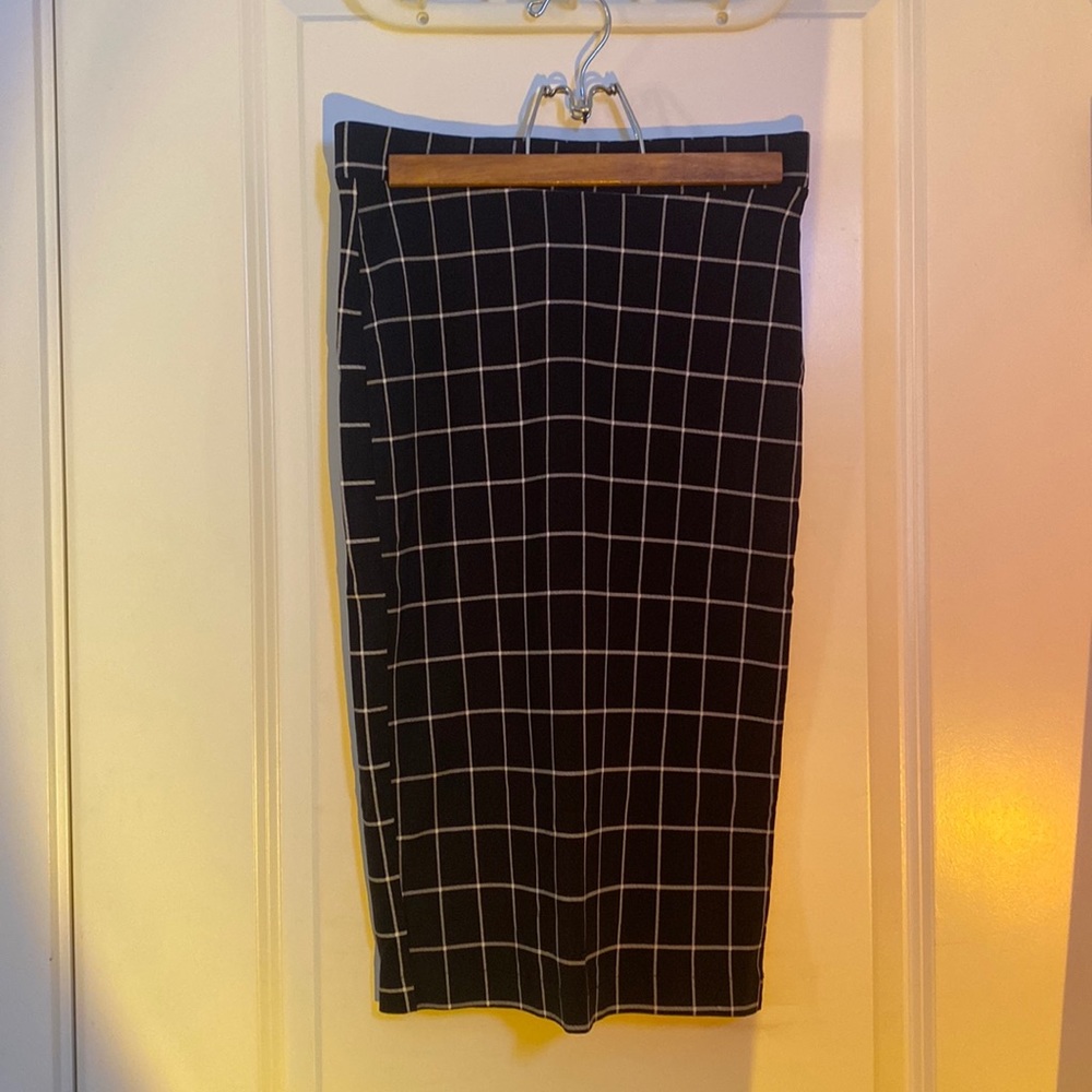 Black & White Pencil Skirt